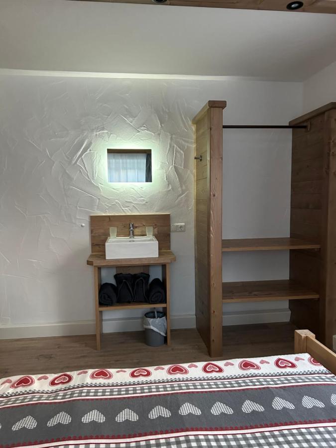 Ferienwohnungen Lodge-B Weissenbach am Lech Kültér fotó