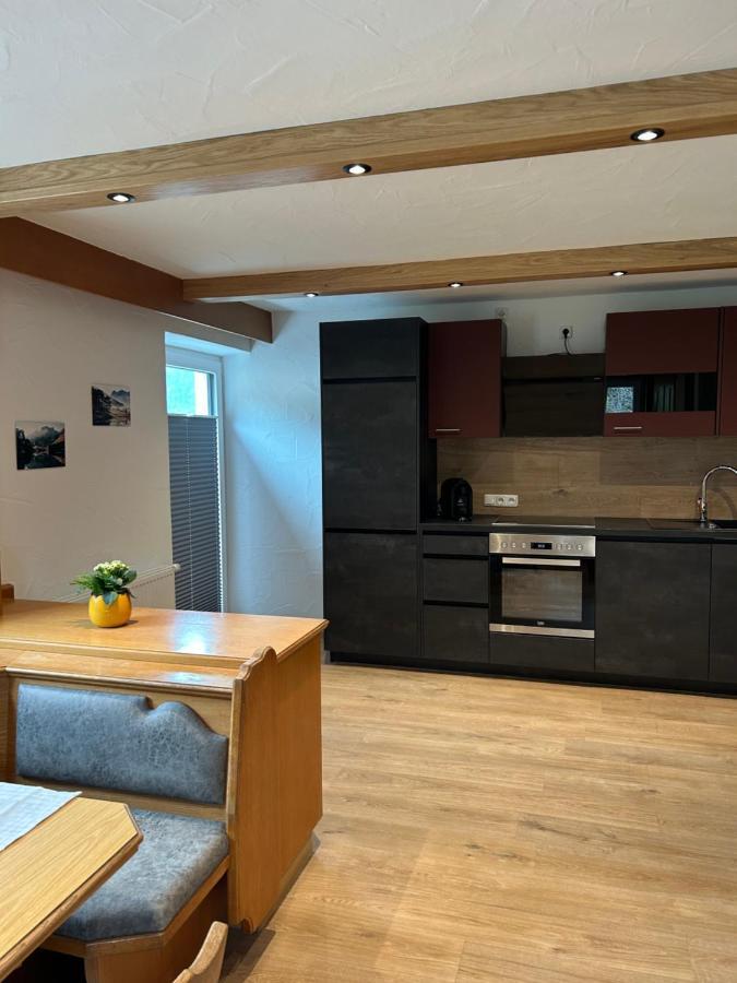Ferienwohnungen Lodge-B Weissenbach am Lech Kültér fotó