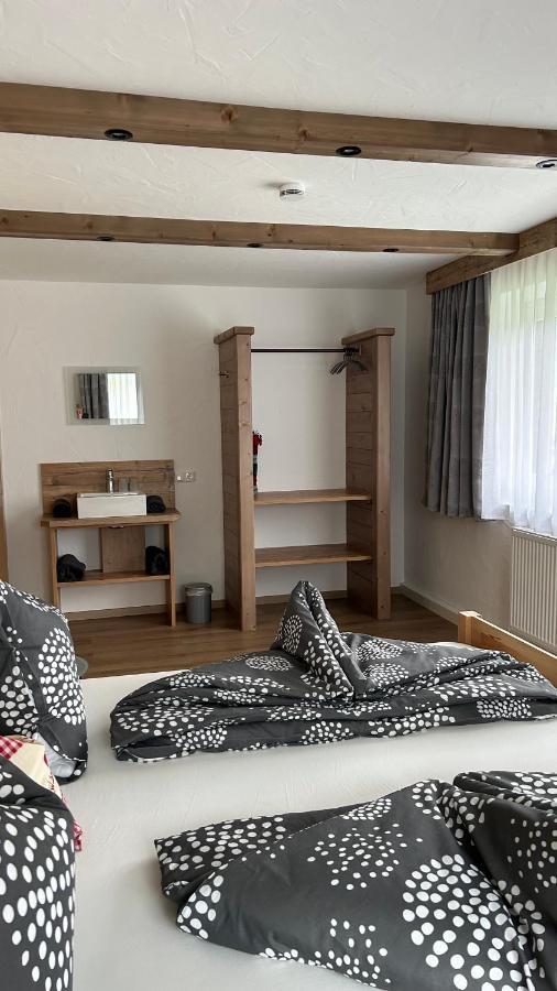Ferienwohnungen Lodge-B Weissenbach am Lech Kültér fotó
