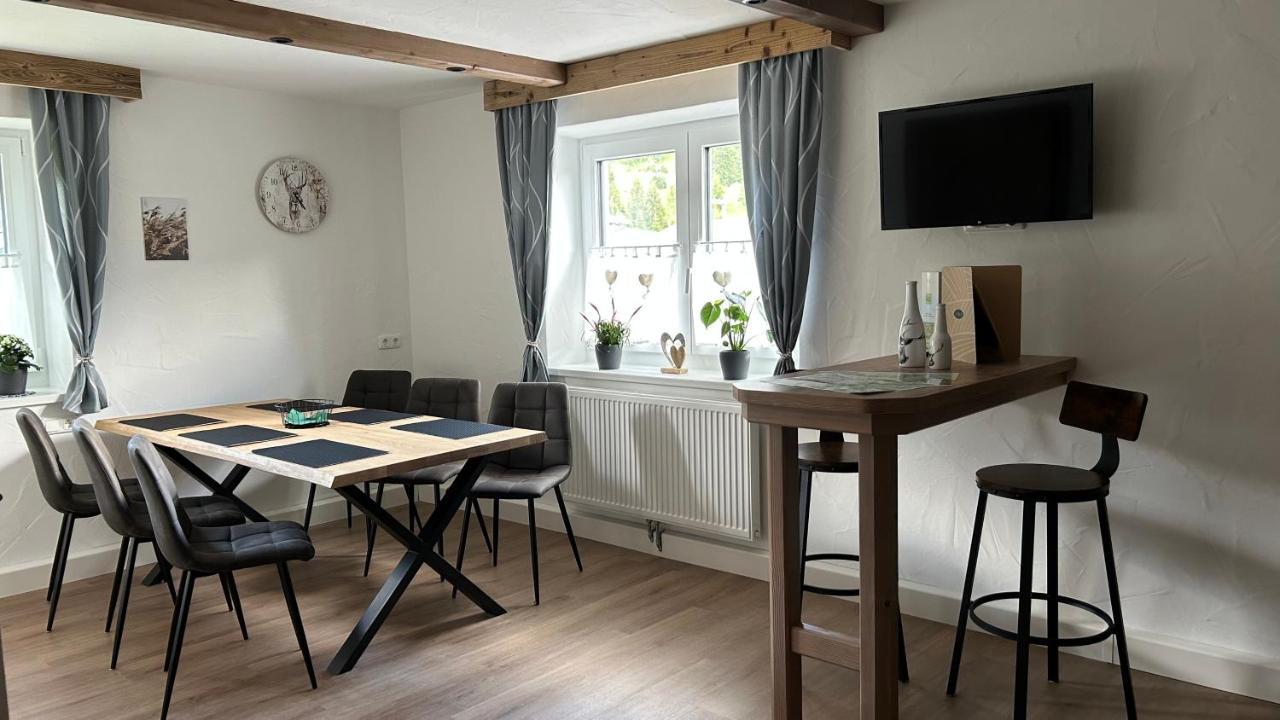 Ferienwohnungen Lodge-B Weissenbach am Lech Kültér fotó